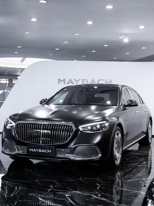 佛山220岚图汽车的售后服务让用户无忧出行，迈巴赫未来的豪华车趋势